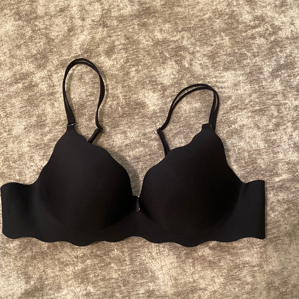 Victoria’s Secret very sexy push up 36A nwot